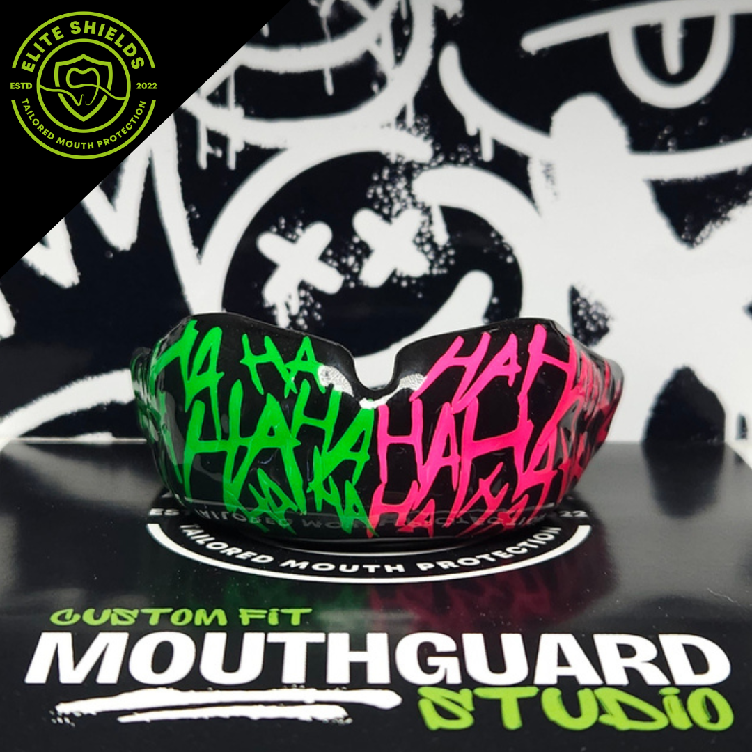 Custom fit gumshield with text and graphics