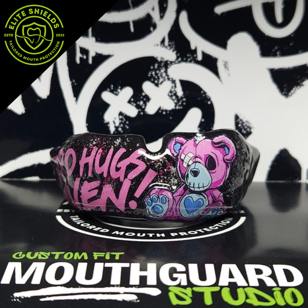 Custom fit gumshield with text and graphics
